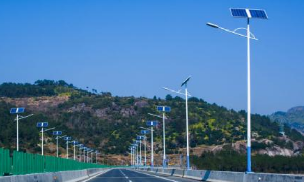 太陽能雙頭路燈 太陽能雙頭路燈價格一般多少錢呢